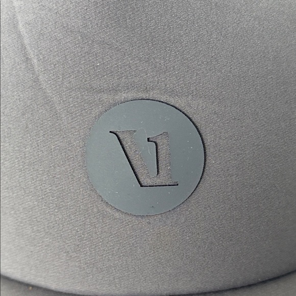 NWT Vuori Unisex Perspectives Foam Trucker Hat in Soft Pewter Snapback Closure - Picture 2 of 9